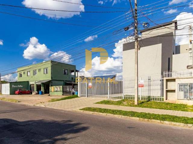 Sobrado para Venda em Curitiba - 3