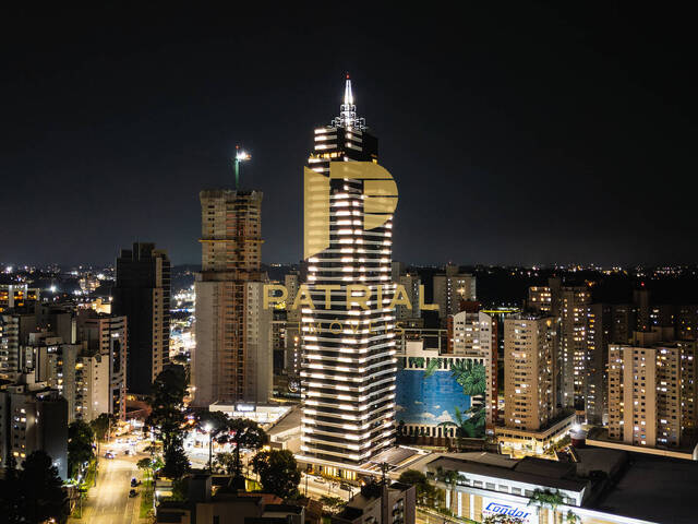 Apartamento para Venda em Curitiba - 2