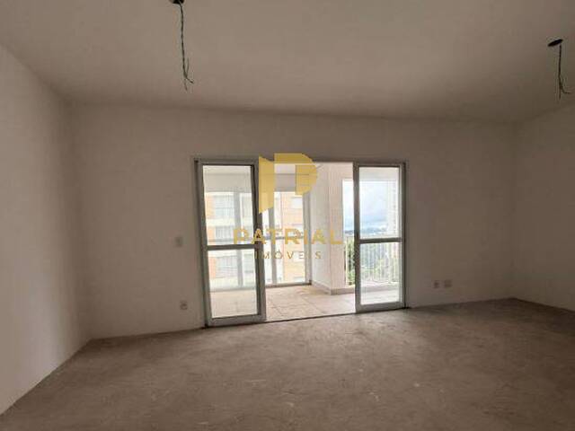 Apartamento para Venda em Curitiba - 2