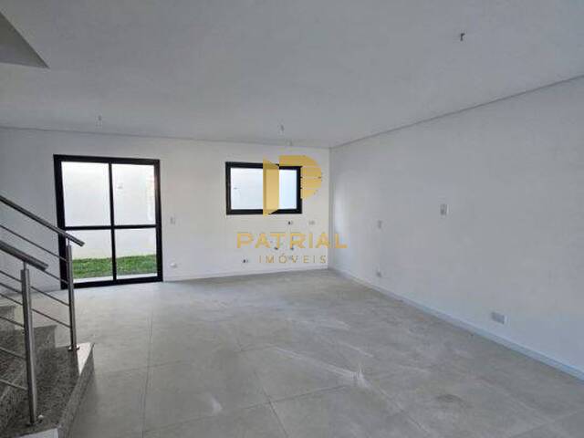 Sobrado para Venda em Curitiba - 5