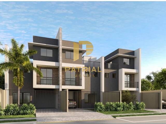 Sobrado para Venda em Curitiba - 2