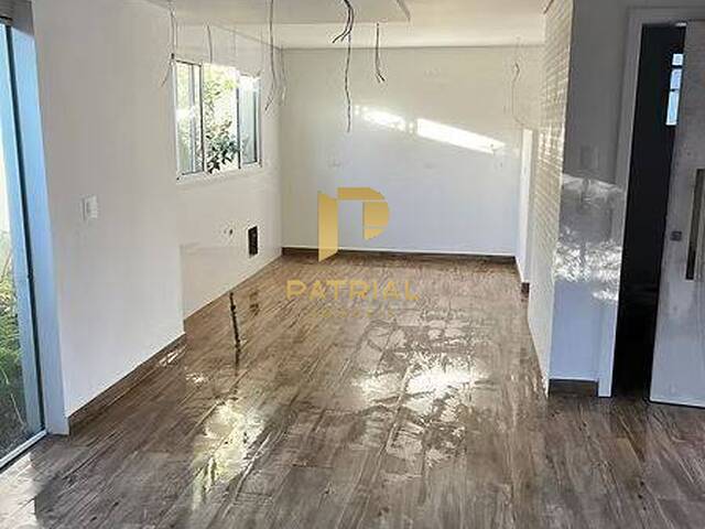 Casa para Venda em Curitiba - 5