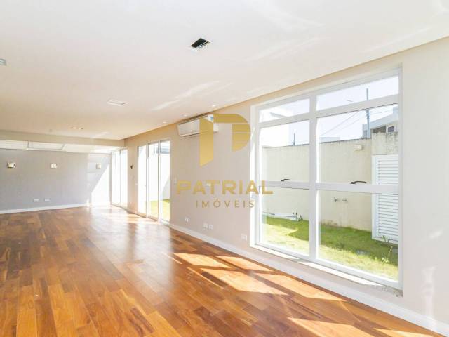 Sobrado para Venda em Curitiba - 3