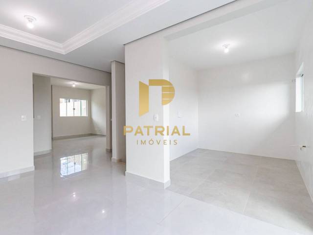 Sobrado para Venda em Curitiba - 2