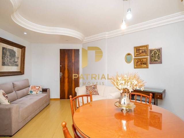 Apartamento para Venda em Curitiba - 2