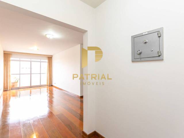 Apartamento para Venda em Curitiba - 2