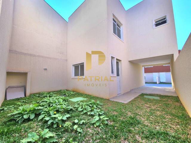 Sobrado para Venda em Curitiba - 2