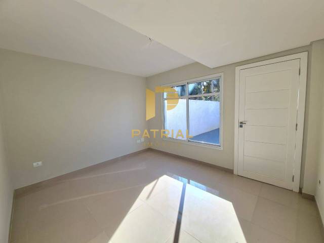 Sobrado para Venda em Curitiba - 4