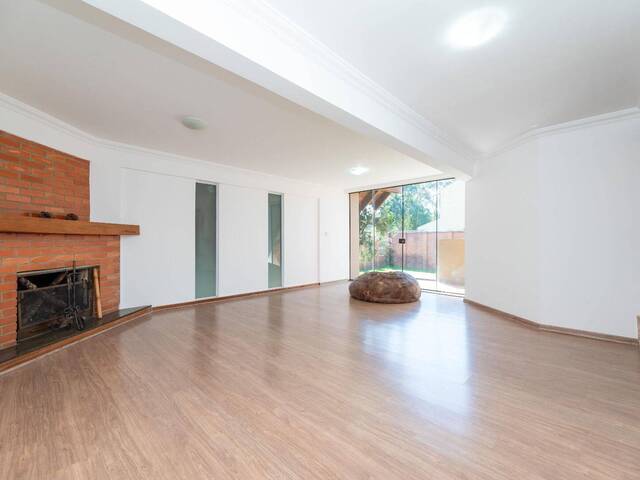 #CA0233 - Casa para Venda em Curitiba - PR - 3
