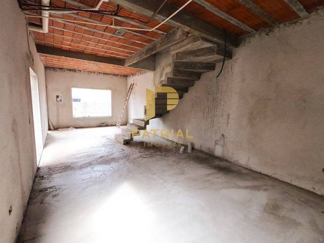 Sobrado para Venda em Curitiba - 5