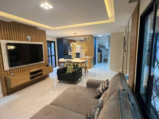 Sobrado para Venda em Curitiba - 2