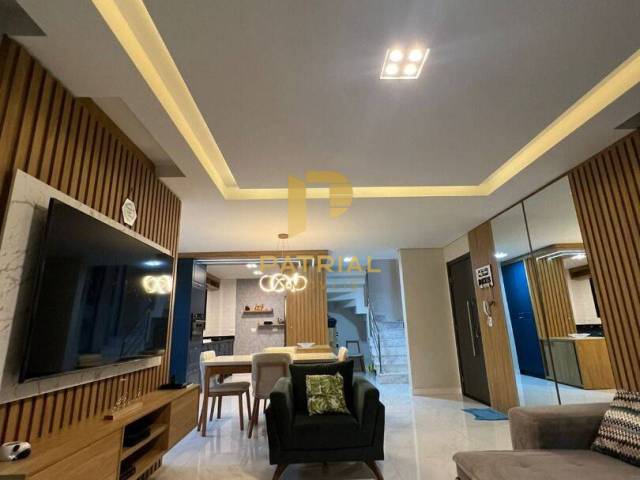 Sobrado para Venda em Curitiba - 4