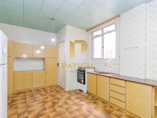 Apartamento para Venda em Curitiba - 2