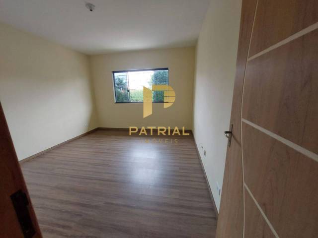 Sobrado para Venda em Curitiba - 2