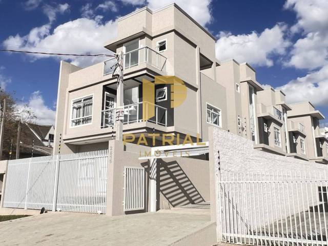 Sobrado para Venda em Curitiba - 2