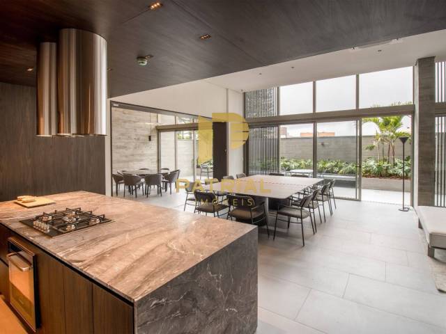 Apartamento para Venda em Curitiba - 3