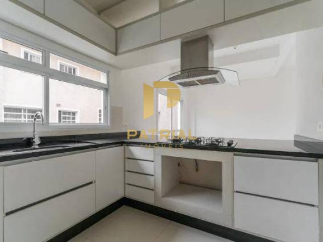 Sobrado para Venda em Curitiba - 5