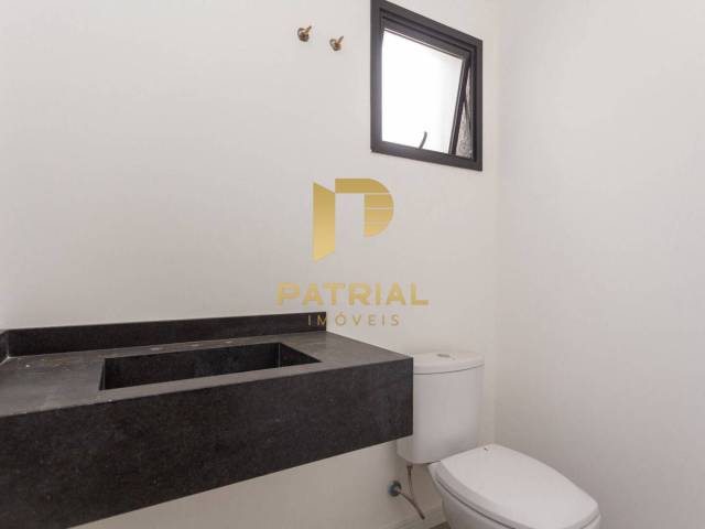 Sobrado para Venda em Curitiba - 5