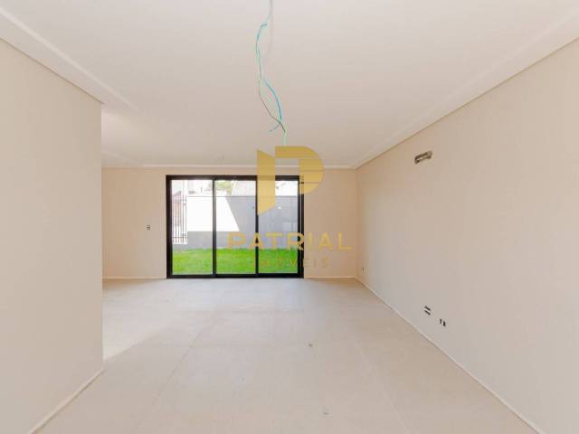 Sobrado para Venda em Curitiba - 4