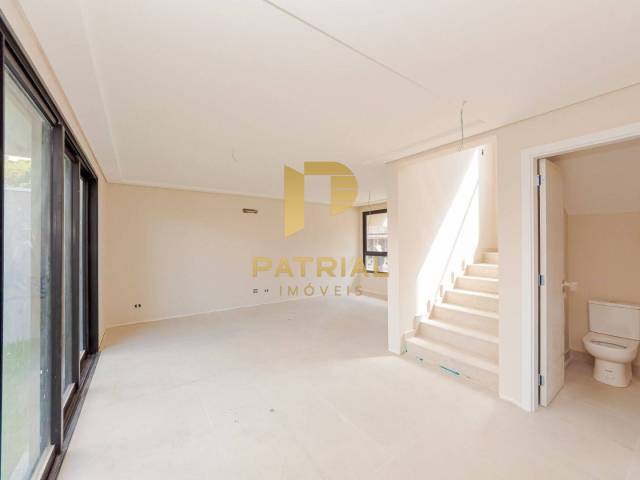 Sobrado para Venda em Curitiba - 2