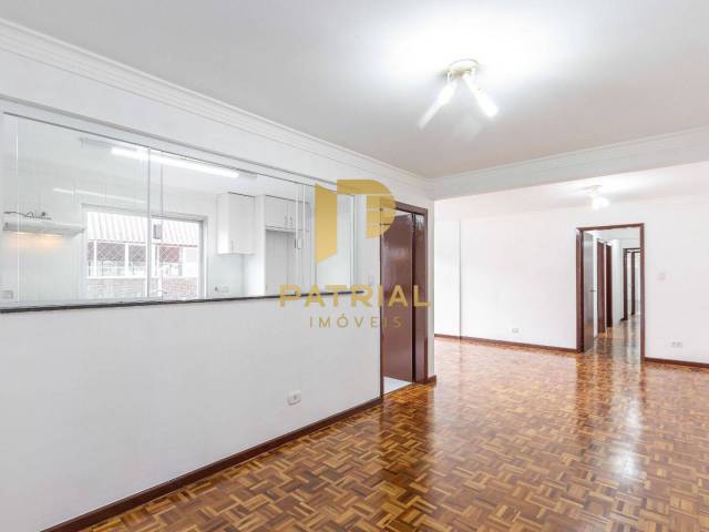 Apartamento para Venda em Curitiba - 2